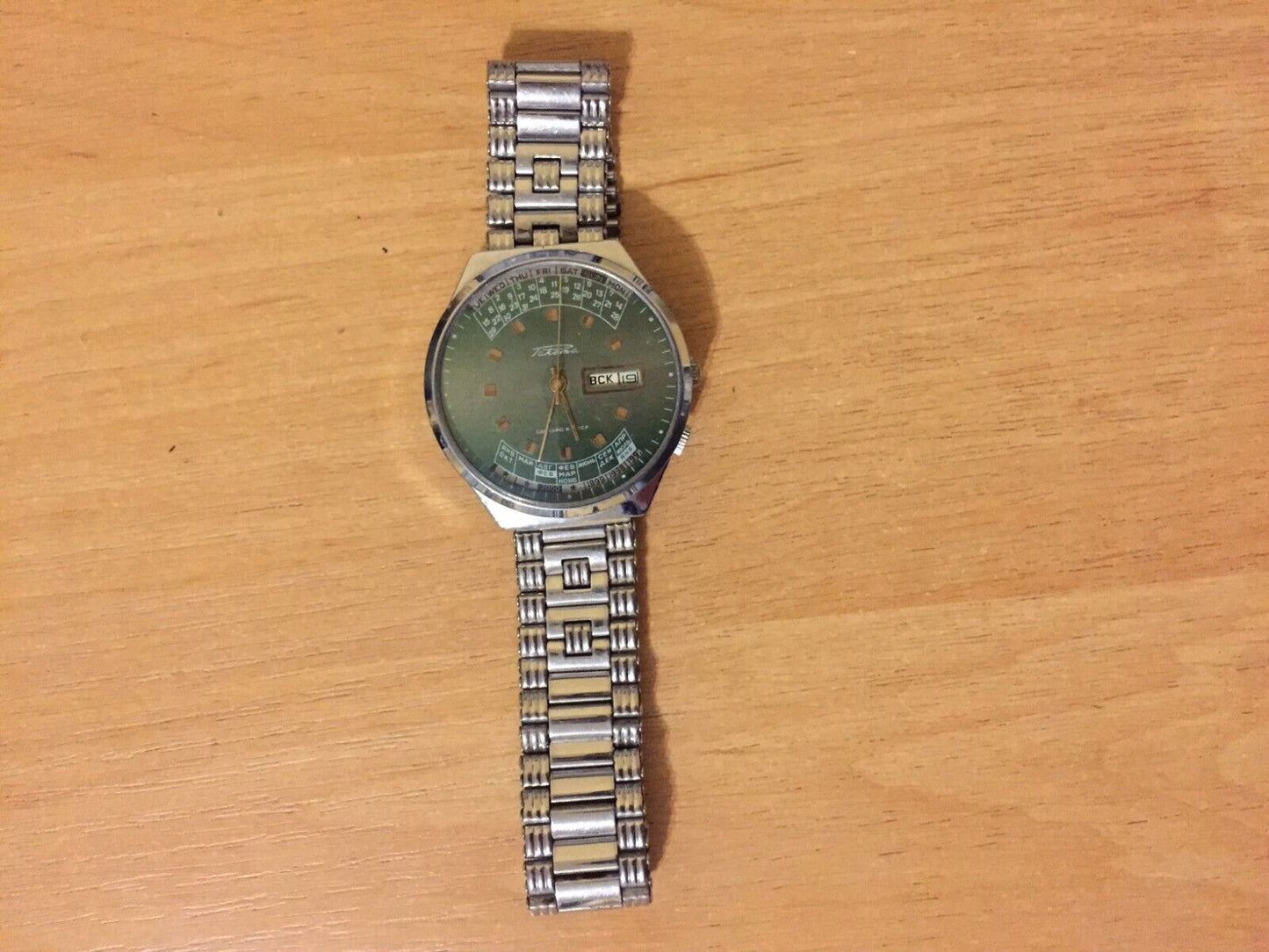 WATCH RAKETA COLLEGE PERPETUAL CALENDAR MADE IN USSR SERVICED