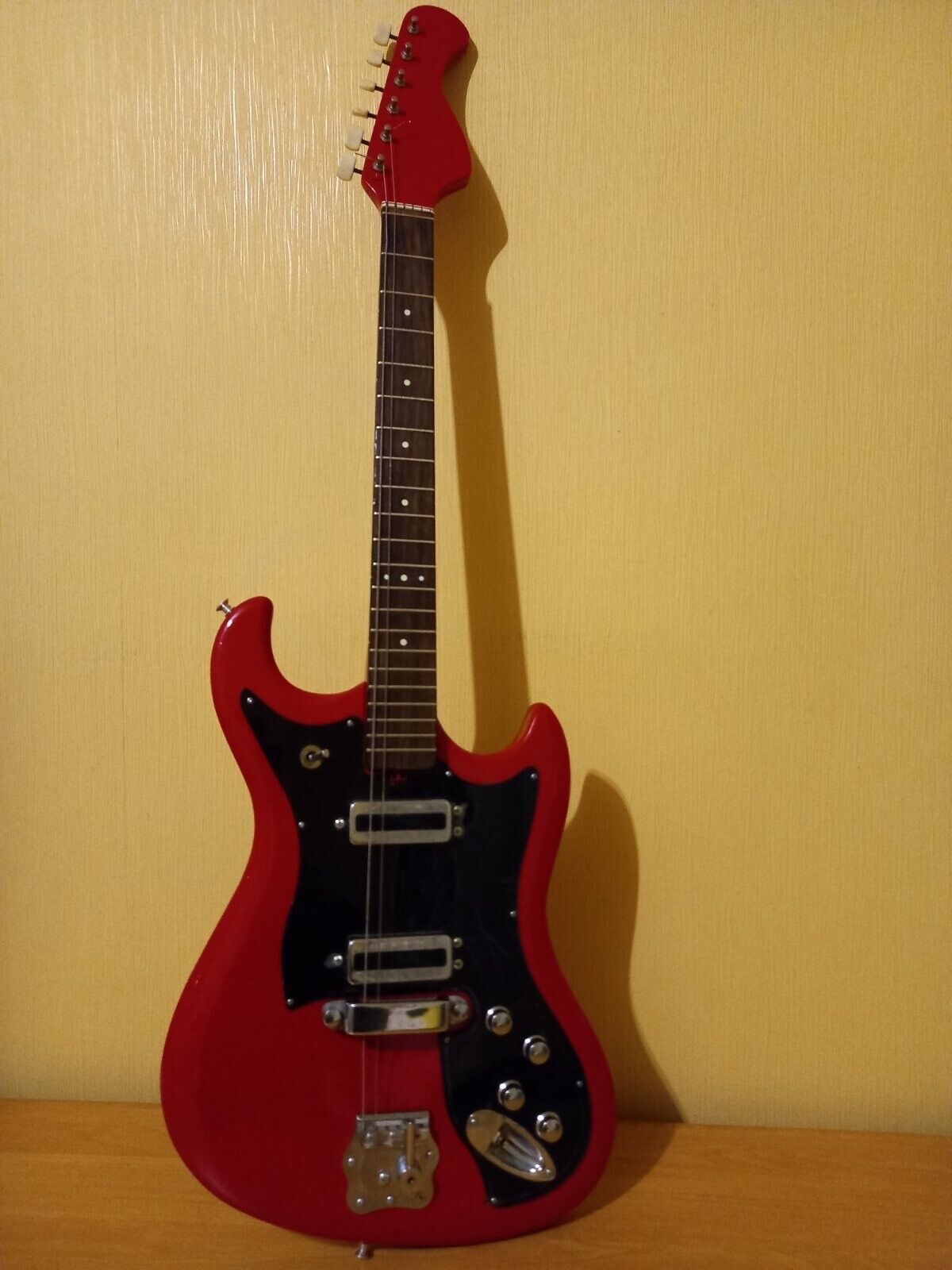 Musima Elektra de Luxe V Electric Guitar 6 String Solid Body Germany Vintage