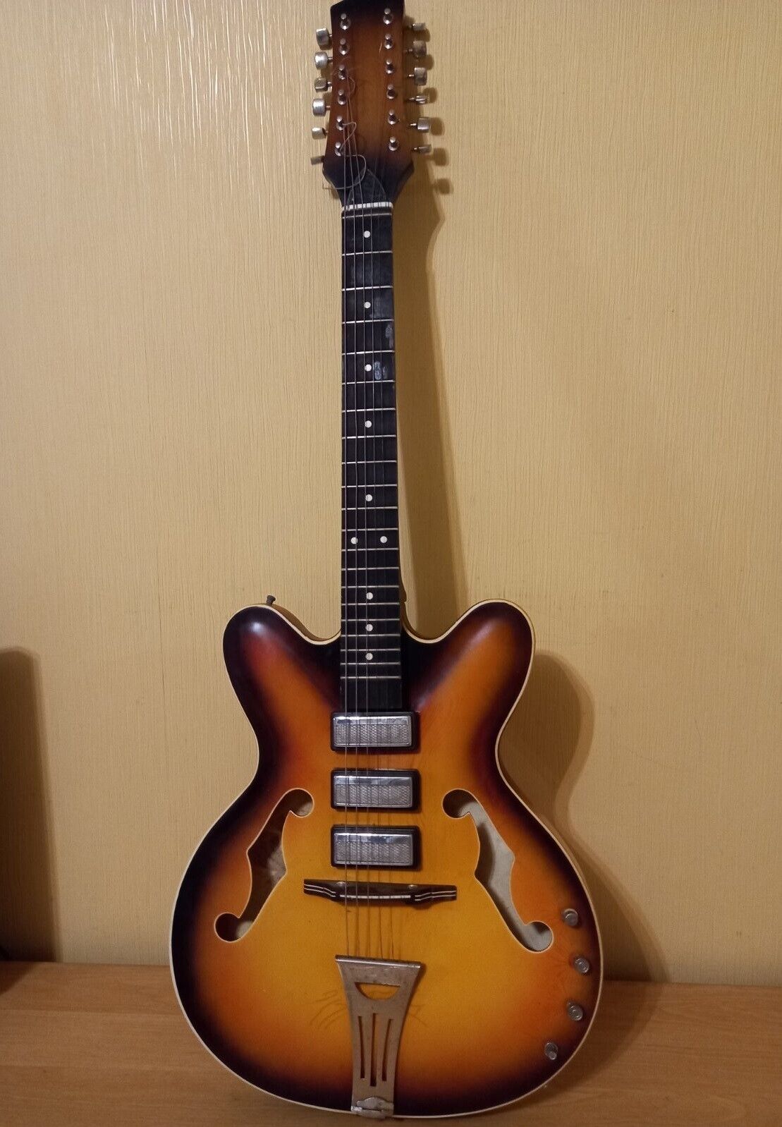 Mariya Electric Guitar 12 strings USSR Soviet Russian Vintage Rare