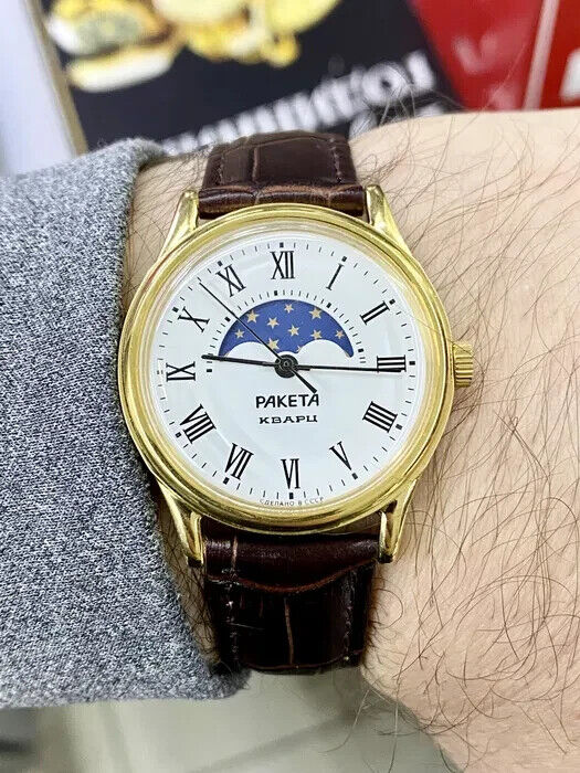 Raketa Lunnik Watch Mechanical Mens Soviet Wristwatch USSR Vintage