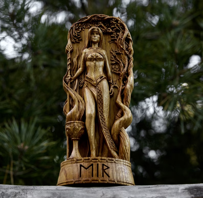 Wooden Statue of Eir - The Healing Whisper of Norse Pantheon New Gift