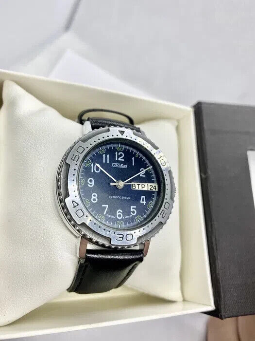 Slava Mens Watch Russian Men's Mechanical Self-winding Wristwatch Serviced