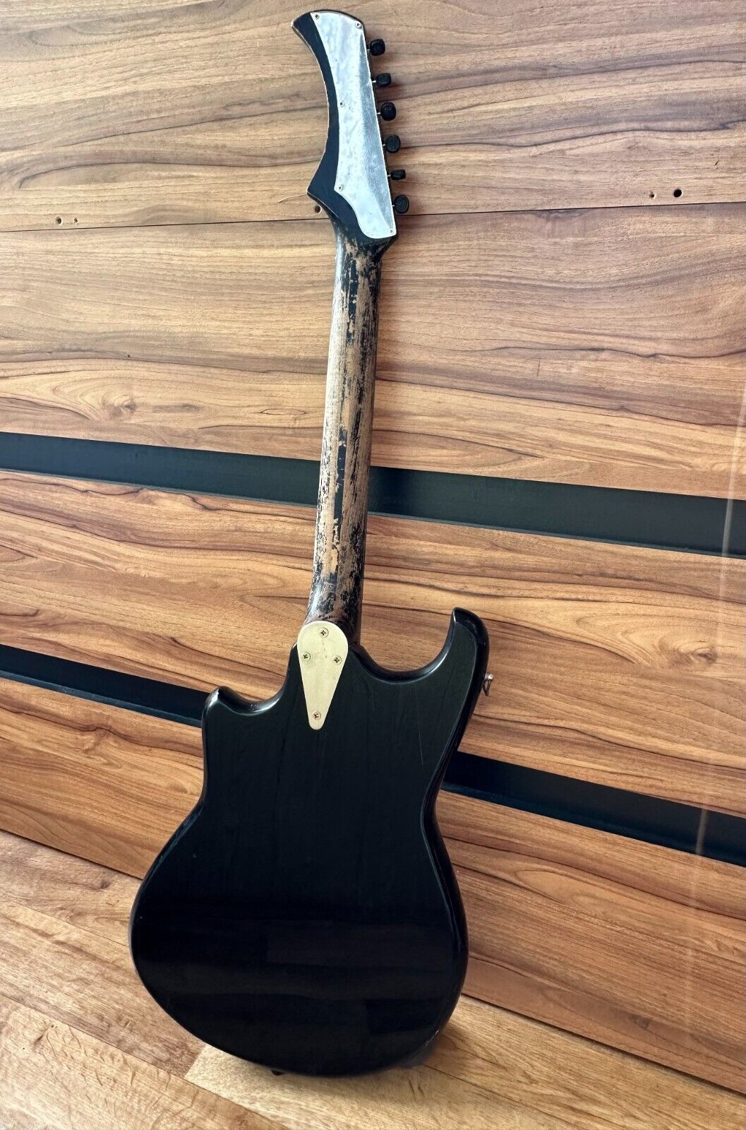 CHERNIHIV USSR SOVIET ELECTRIC GUITAR RETRO CHERNIGOV VINTAGE AND EXTRA RARE