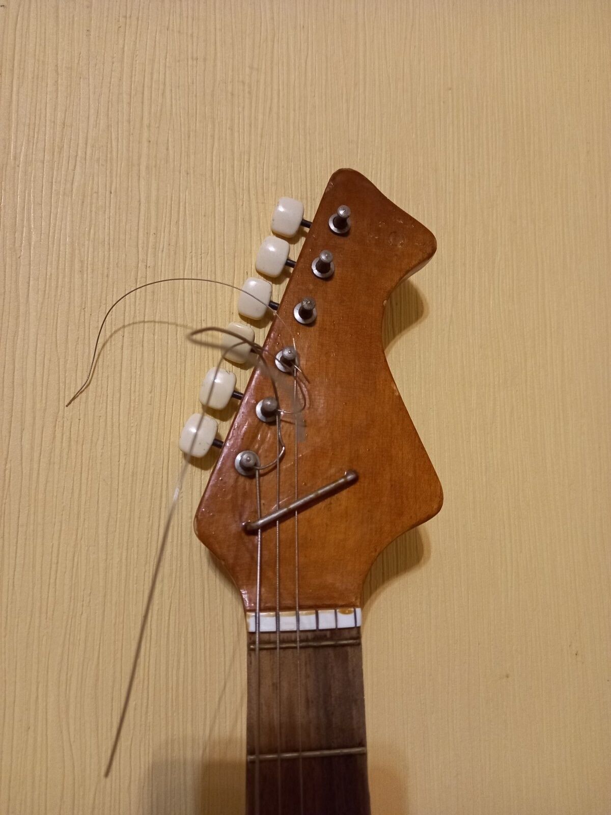 JOLANA ALFA ELECTRIC GUITAR 6 STRING SOLID BODY VINTAGE AND RARE