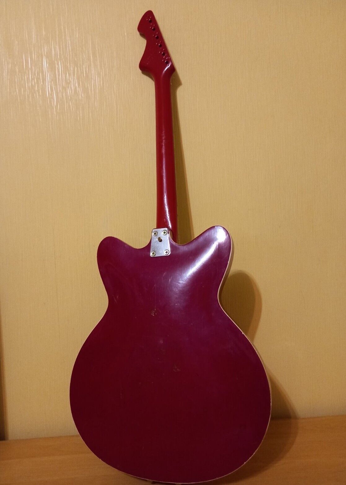 JOLANA TORNADO ELECTRIC GUITAR 6 STRING CZECH VINTAGE PROJECT