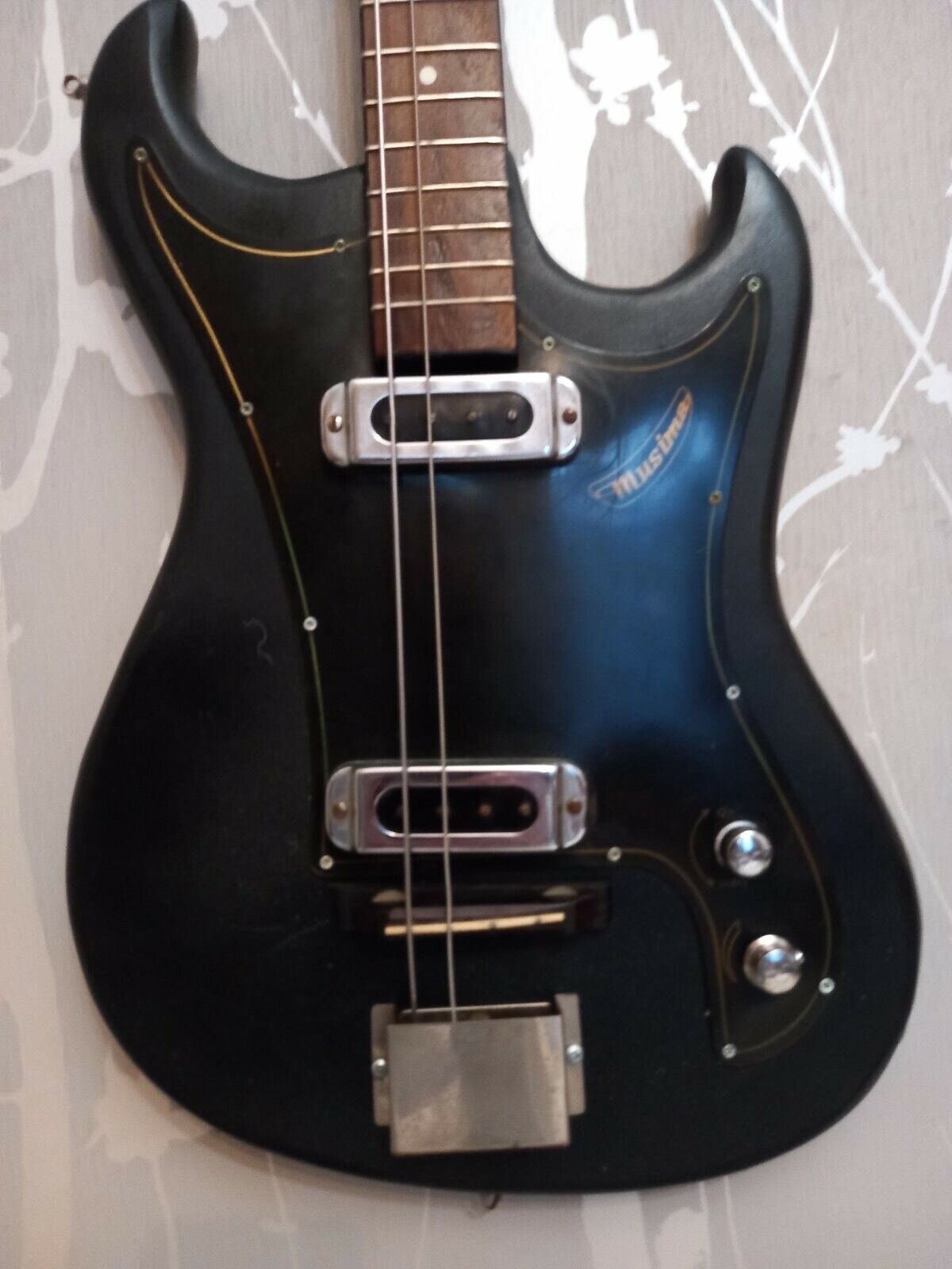 Musima V/2 Bass Guitar 4 String Solid Body Old Vintage and Rare