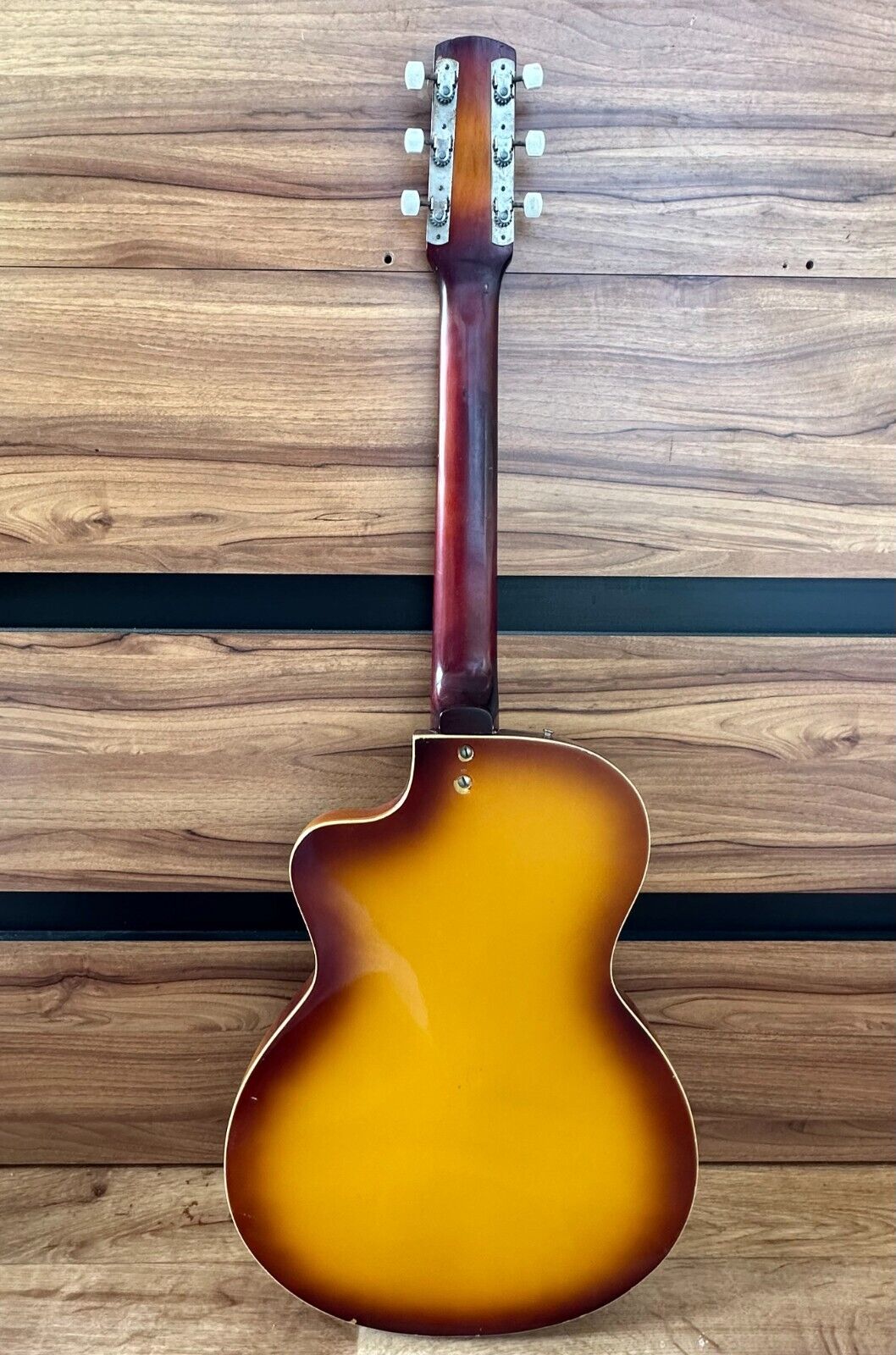 LUNACHARSKAYA USSR SOVIET ELECTRIC GUITAR RUSSIAN VINTAGE AND RARE