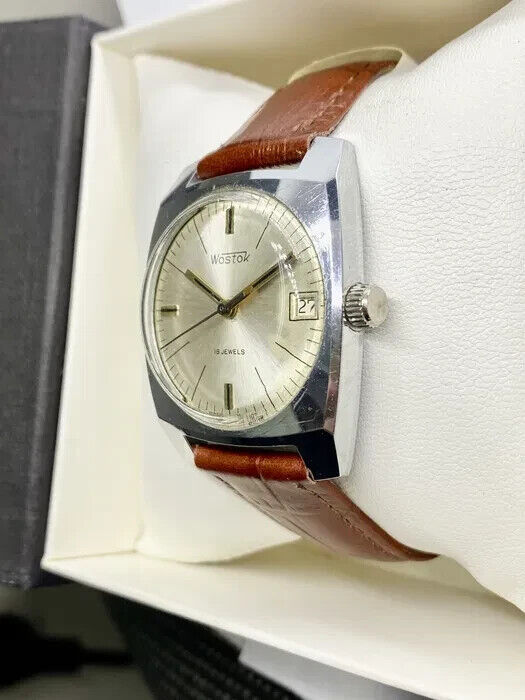 Wostok Men's Watch Vostok Wristwatch Mechanical USSR Soviet Vintage