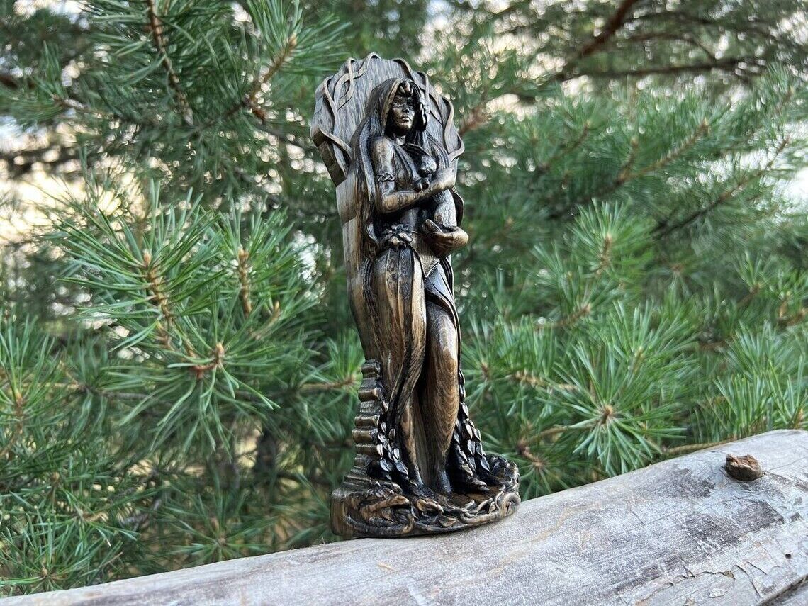 18" Ostara, Wiccan Goddess statue, Ancient Mythology wicca, altar, Nature, witch