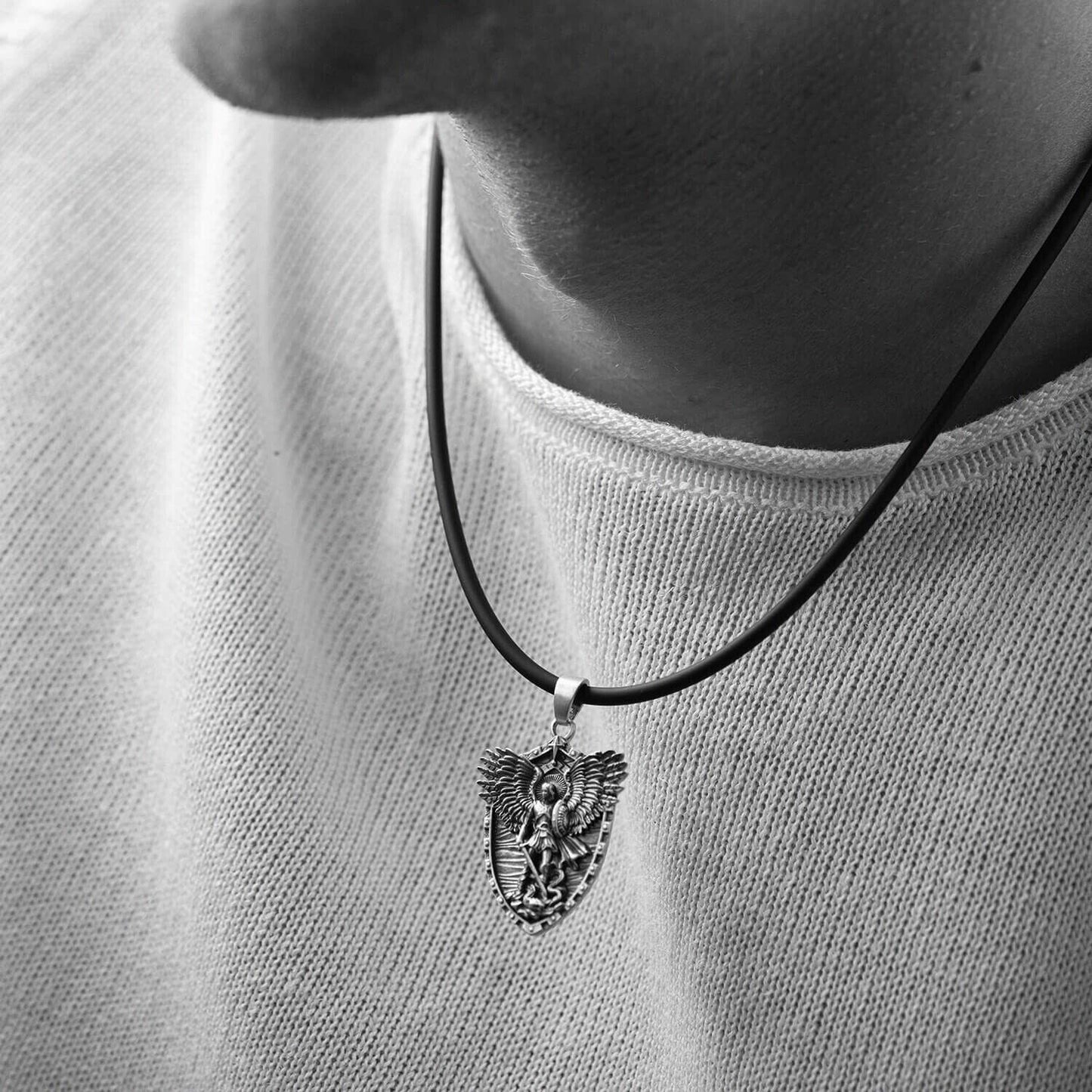 10 gr Men's Archangel Michael Orthodox Religious Art Necklace Pendant Silver 925