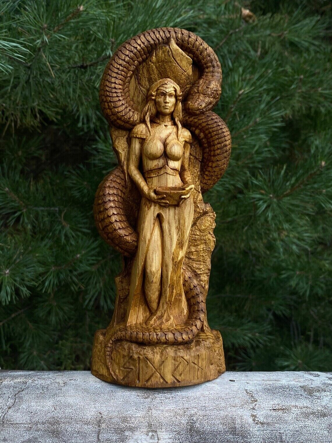 Sigun statue, viking Goddess, Wood statue, Pagan paganism God Altar sculpture