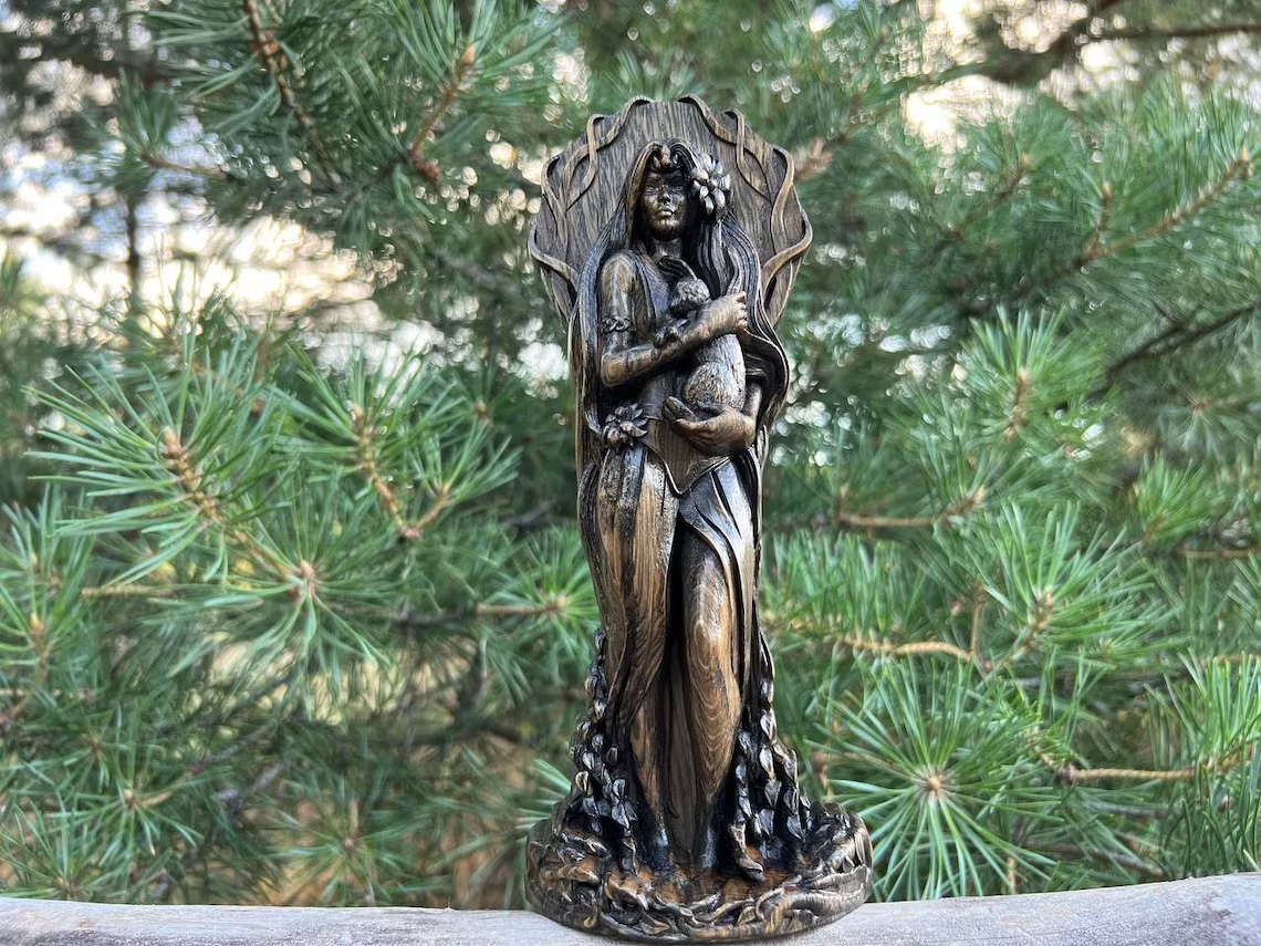18" Ostara, Wiccan Goddess statue, Ancient Mythology wicca, altar, Nature, witch