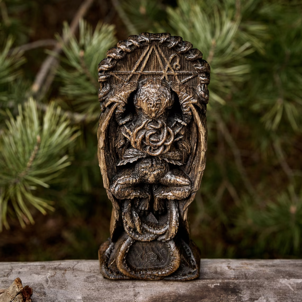 Hand-Carved Dark Oak Statue of Cthulhu – The Unfathomable Entity of Cosmic Dread