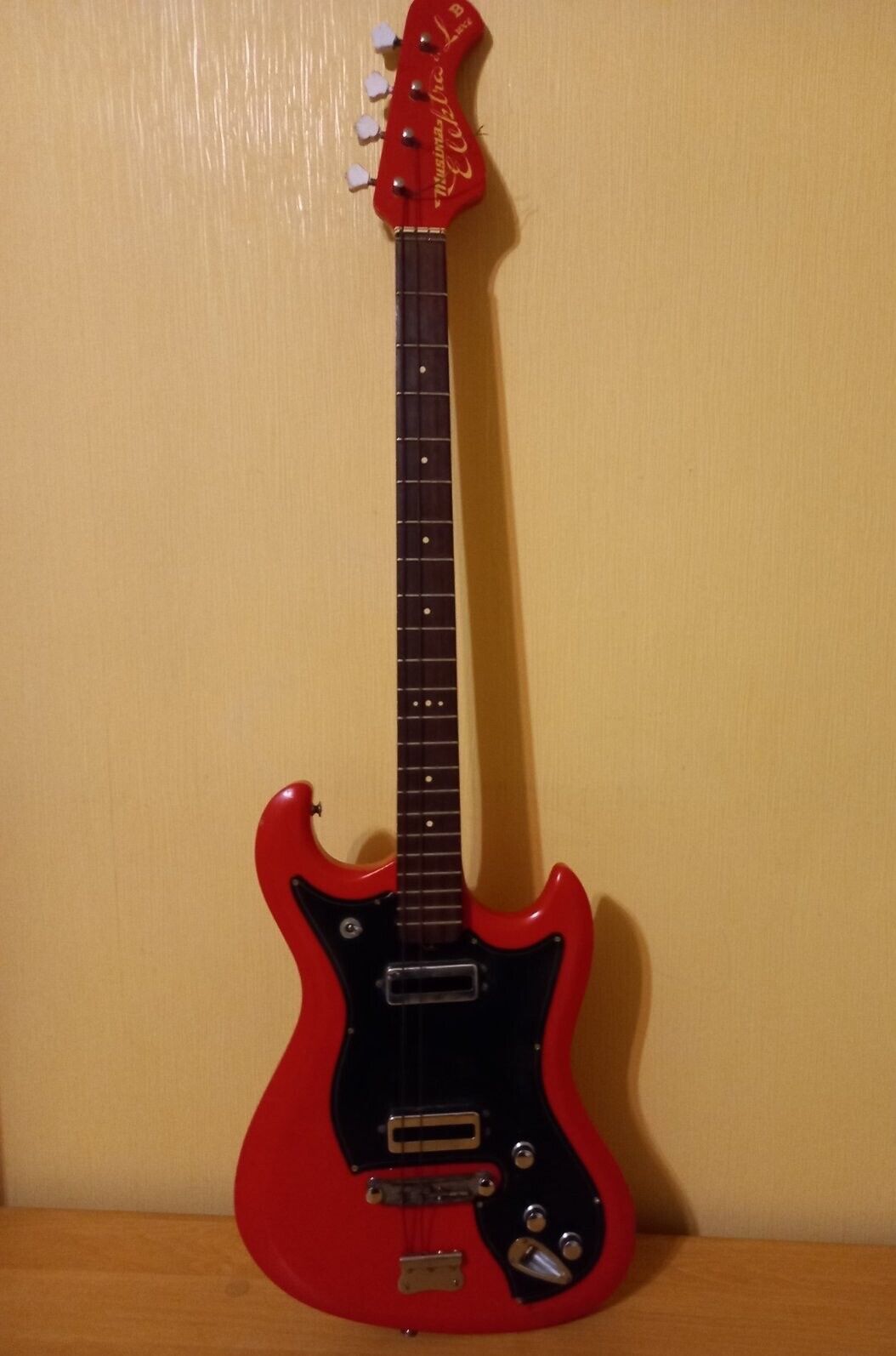 MUSIMA ELEKTRA DE LUXE B ELECTRIC GUITAR GDR OLD VINTAGE AND RARE