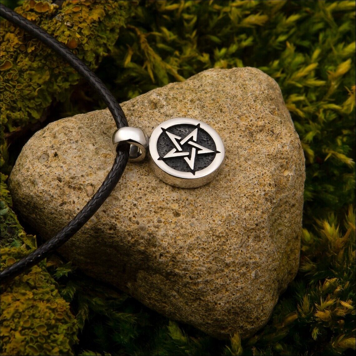 Inverted Pentagram Satan Magic Amulet Pentacle Gift Necklace Pendant Silver 925