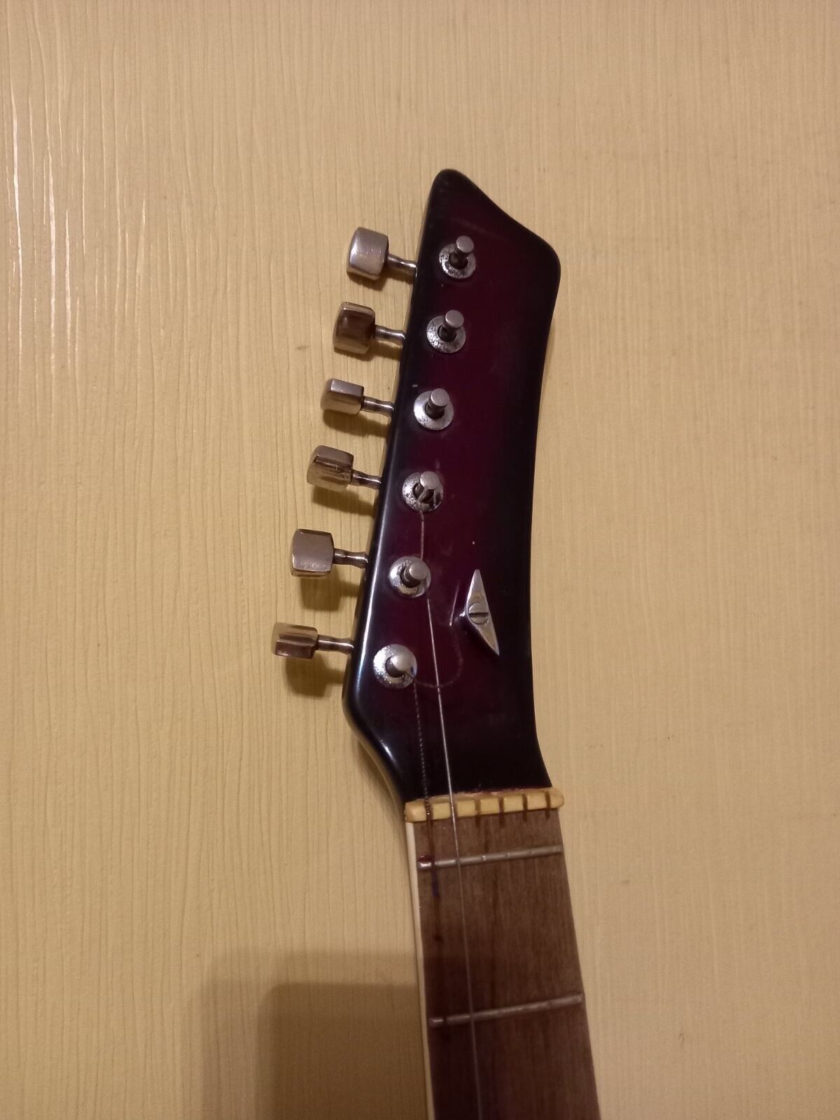 URAL USSR SOVIET ELECTRIC GUITAR VINTAGE AND EXTRA RARE