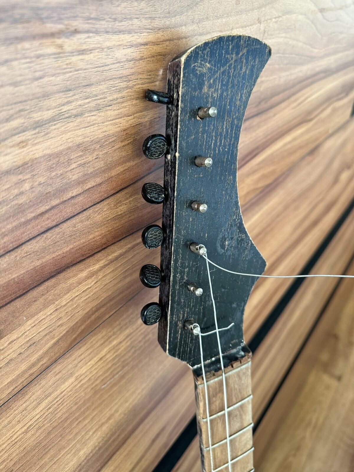 CHERNIHIV USSR SOVIET ELECTRIC GUITAR RETRO CHERNIGOV VINTAGE AND EXTRA RARE