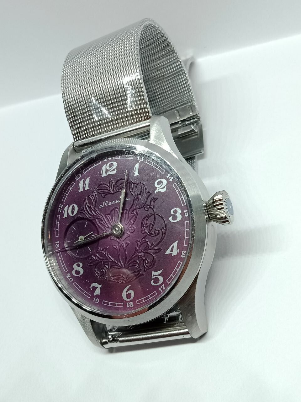 Vintage Watch USSR MOLNIJA Marriage 3602 Mechanical Wristwatch 18Jewels Red Dial