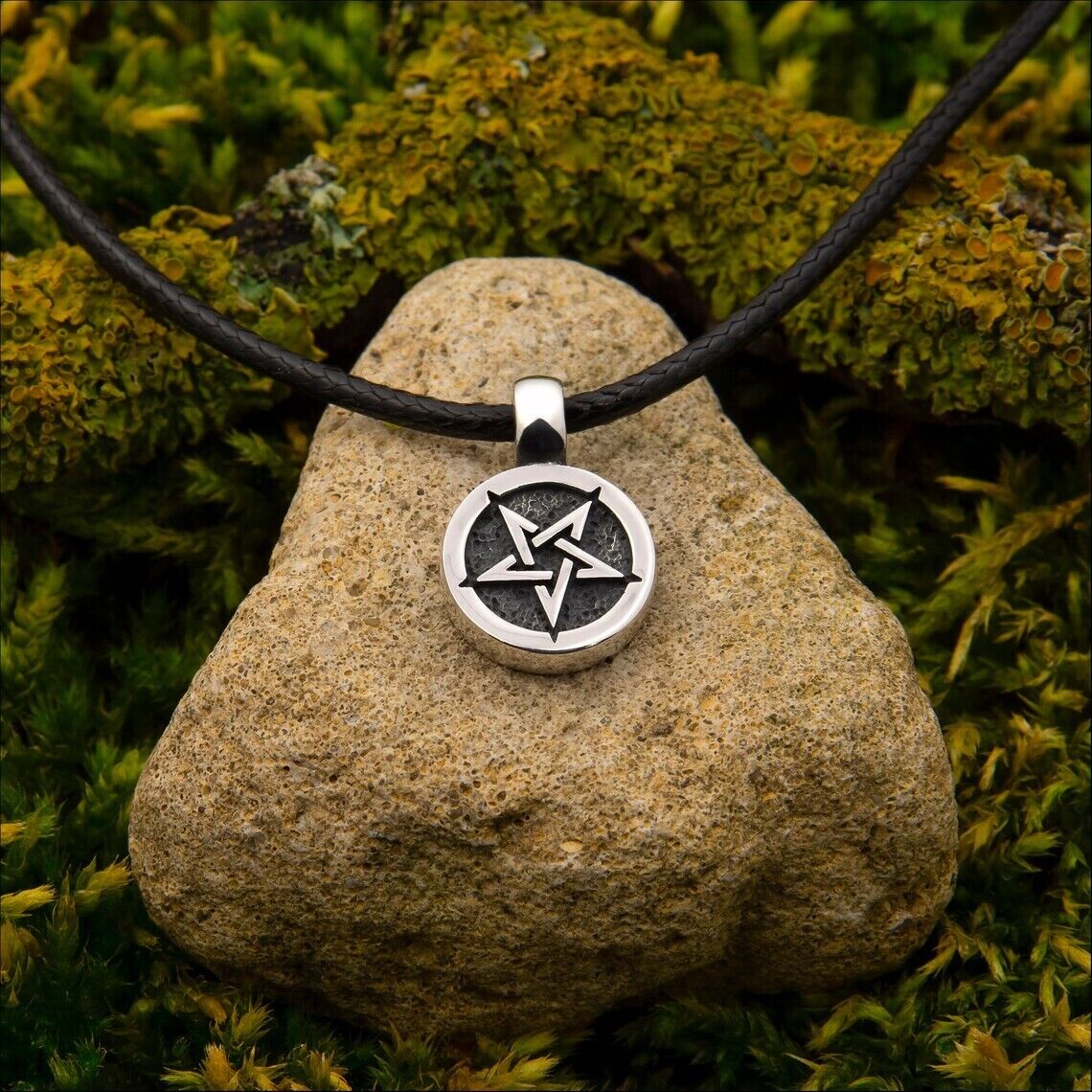 Inverted Pentagram Satan Magic Amulet Pentacle Gift Necklace Pendant Silver 925