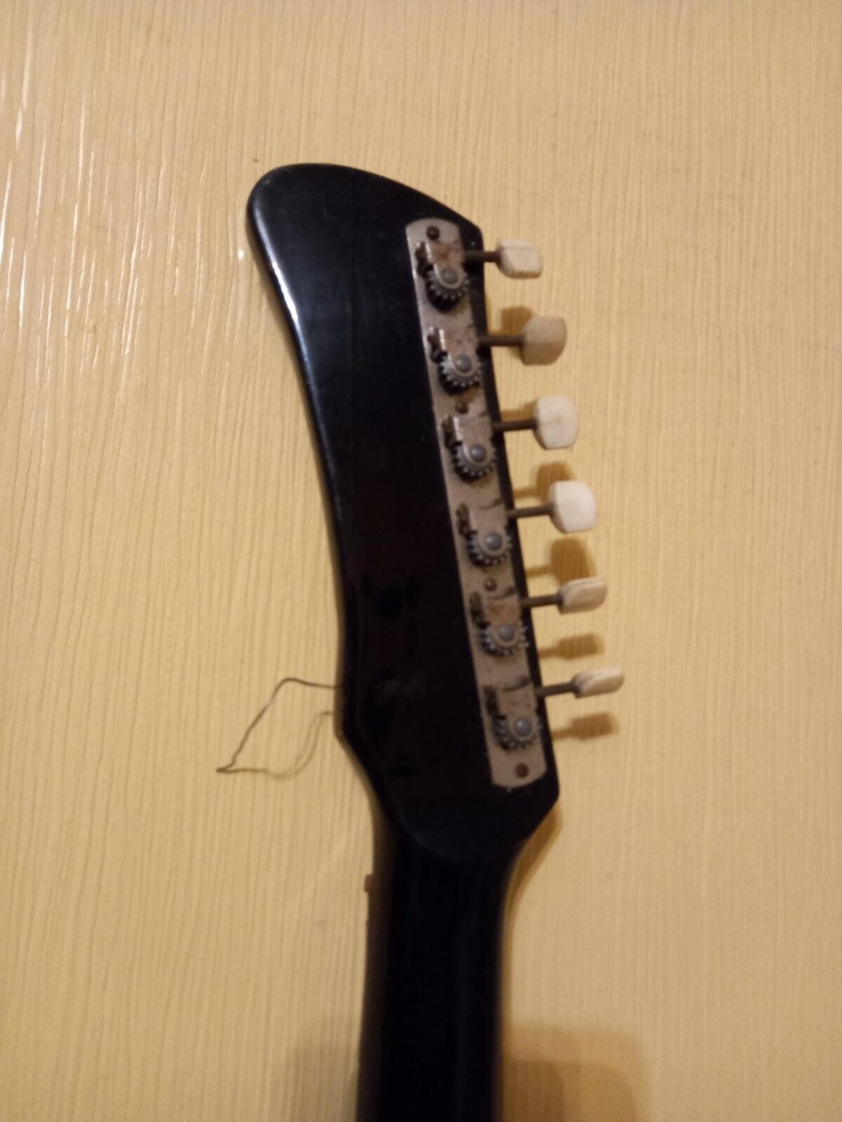 AELITA USSR SOVIET ELECTRIC GUITAR RUSSIAN OLD 6 STRING VINTAGE AND RARE