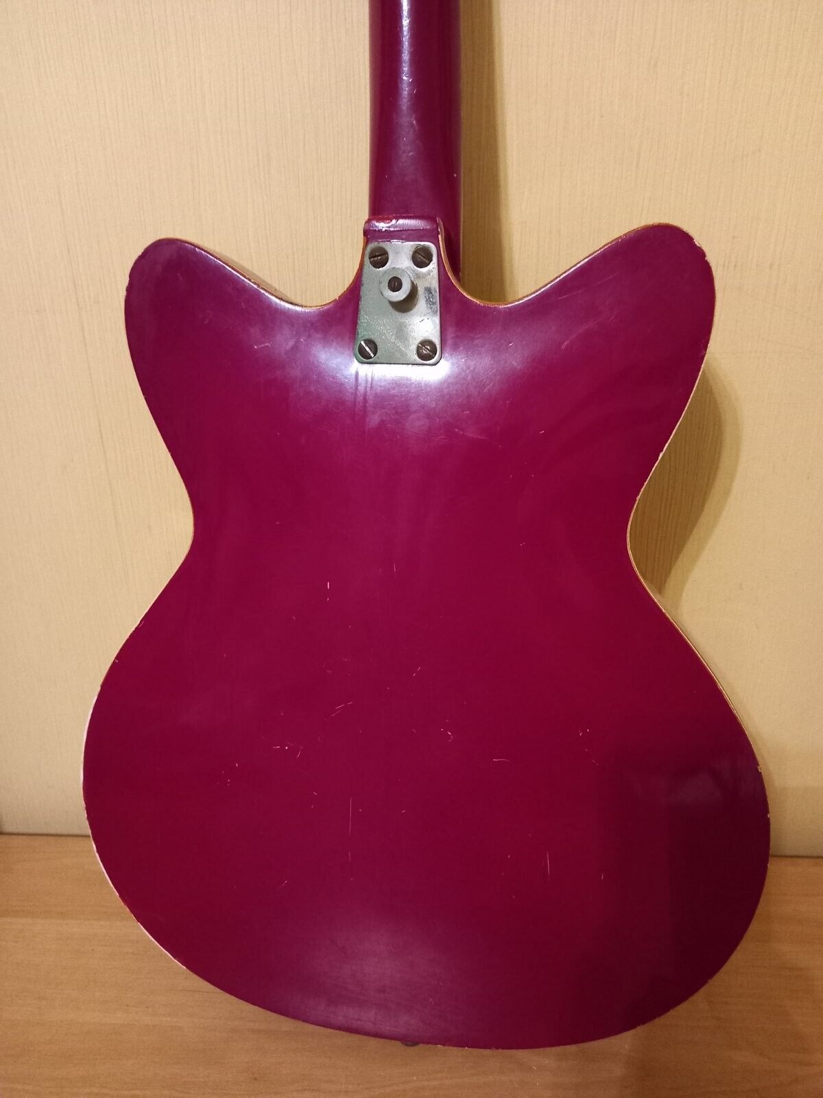 JOLANA TORNADO ELECTRIC GUITAR 6 STRING SEMI ACOUSTIC VINTAGE AND RARE