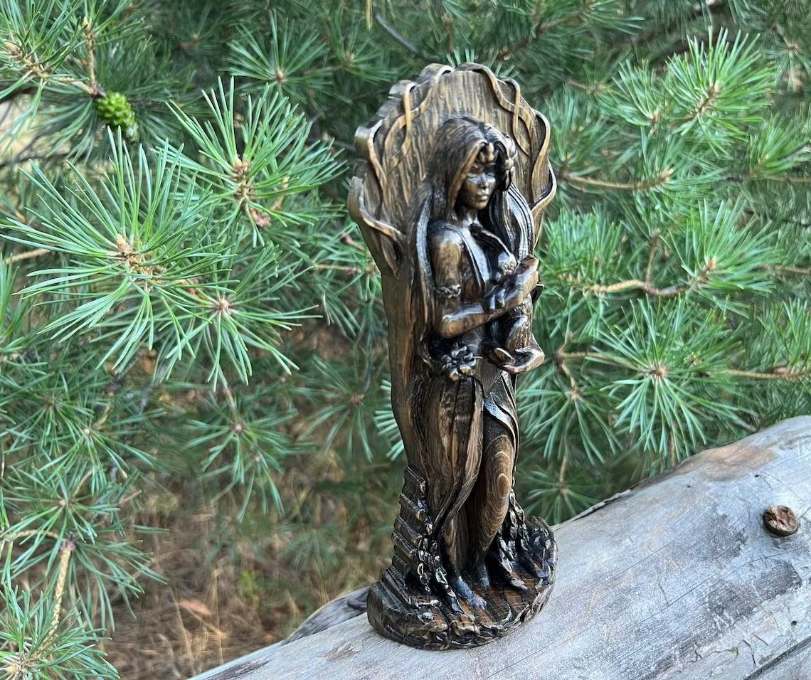 18" Ostara, Wiccan Goddess statue, Ancient Mythology wicca, altar, Nature, witch