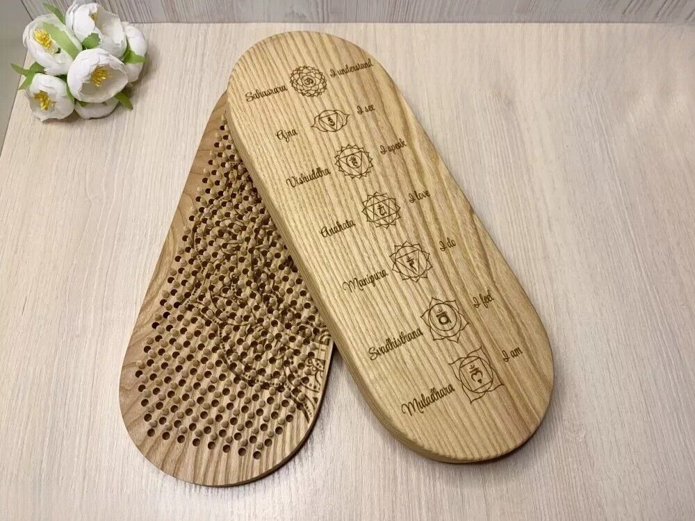 Premium Sadhu board Yoga Meditation Spiritual life - BAMBOO NAILS - Natural Wood