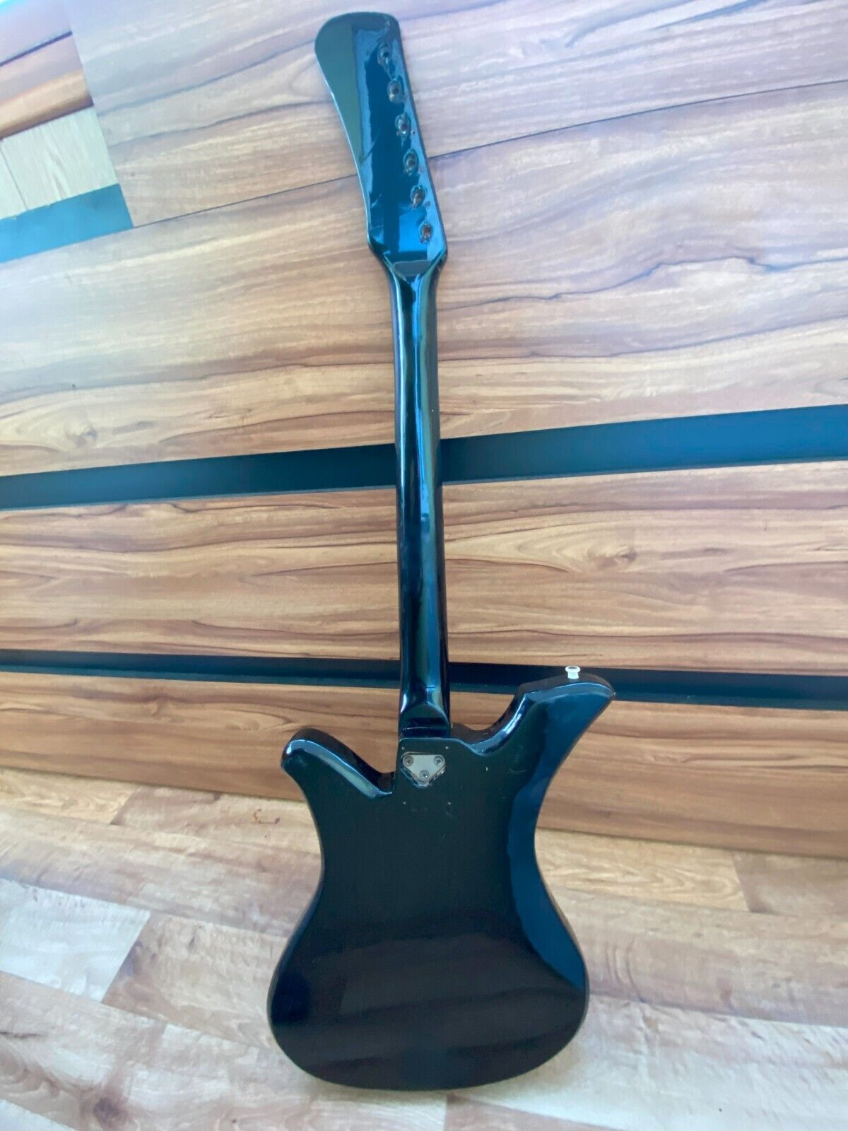 AELITA USSR SOVIET ELECTRIC GUITAR VINTAGE AND RARE