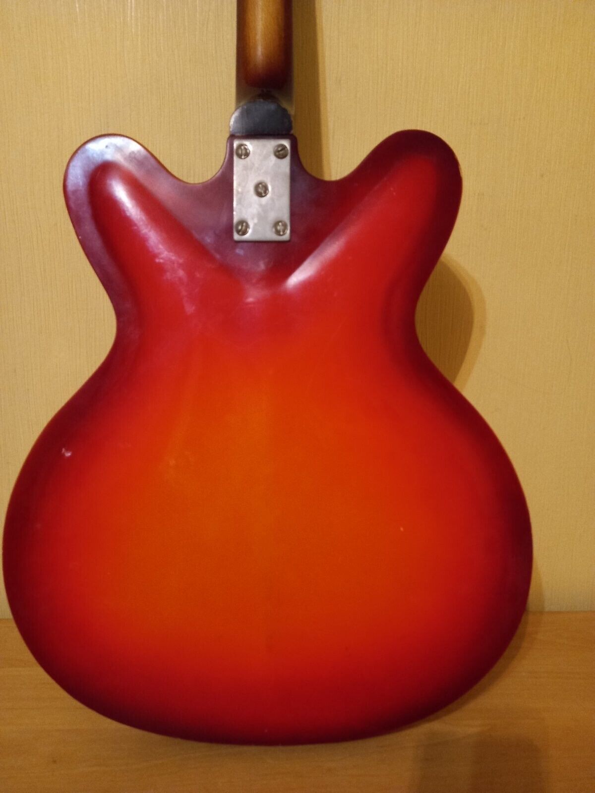 Mariya Electric Guitar 6 strings USSR Soviet Vintage Rare