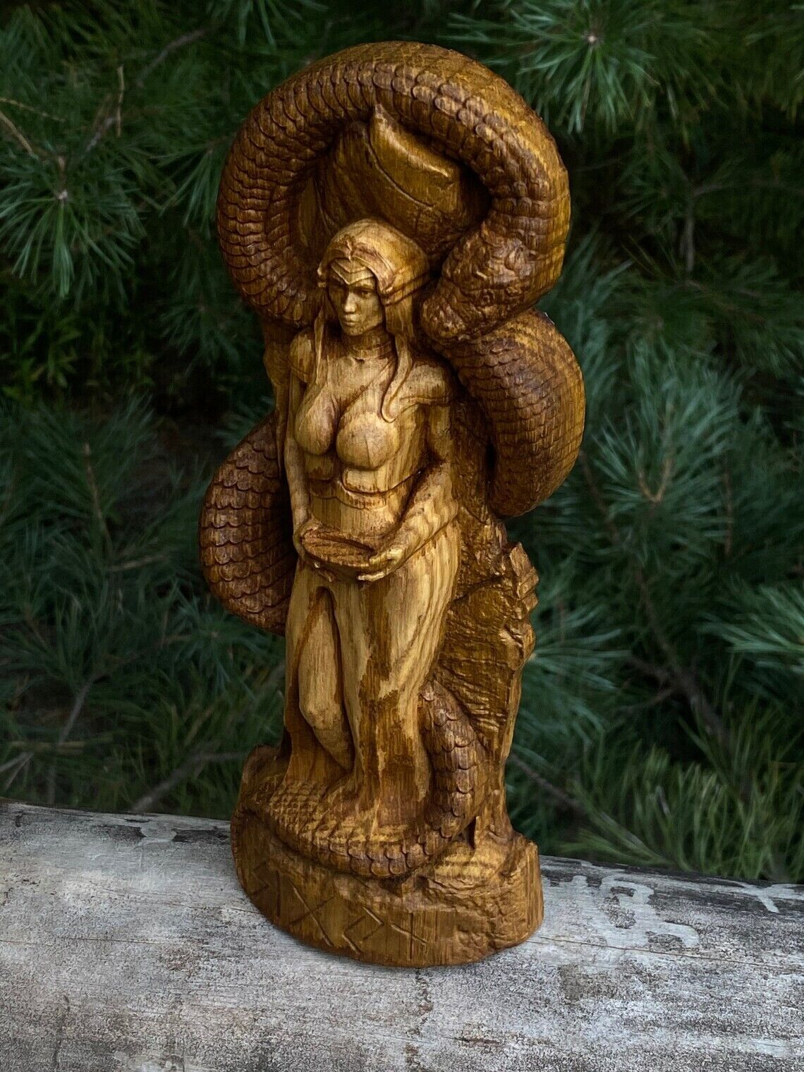 Sigun statue, viking Goddess, Wood statue, Pagan paganism God Altar sculpture