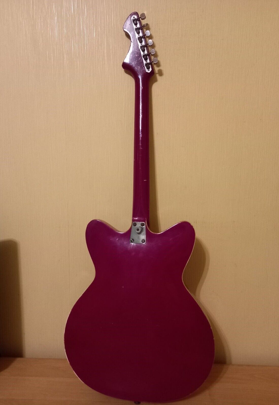 JOLANA TORNADO ELECTRIC GUITAR 6 STRING SEMI ACOUSTIC VINTAGE AND RARE
