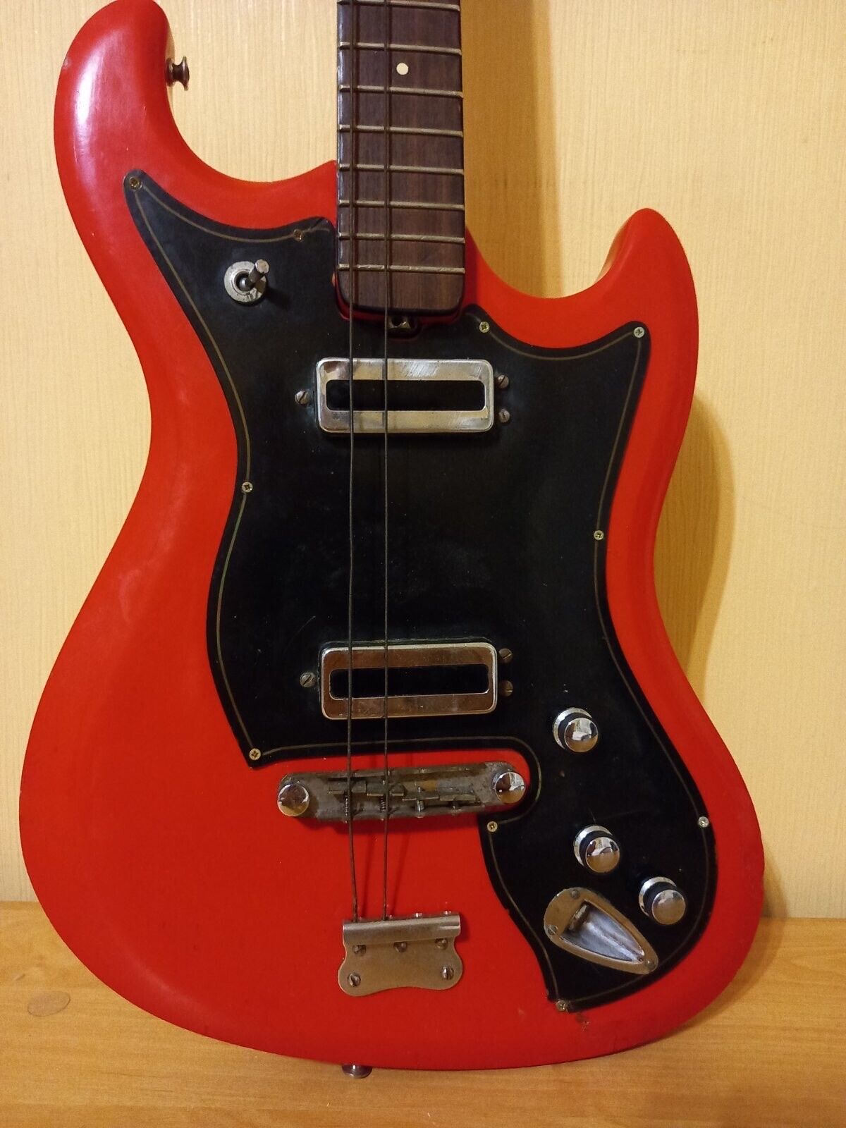 MUSIMA ELEKTRA DE LUXE B ELECTRIC GUITAR GDR OLD VINTAGE AND RARE