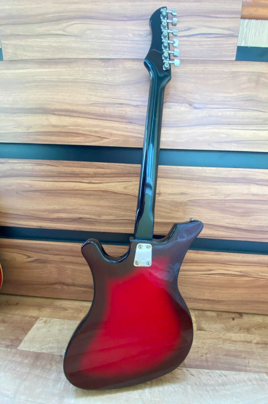 AELITA USSR SOVIET ELECTRIC GUITAR VINTAGE AND RARE