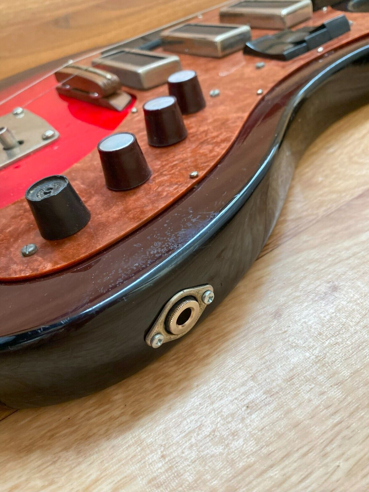 AELITA USSR SOVIET ELECTRIC GUITAR VINTAGE AND RARE