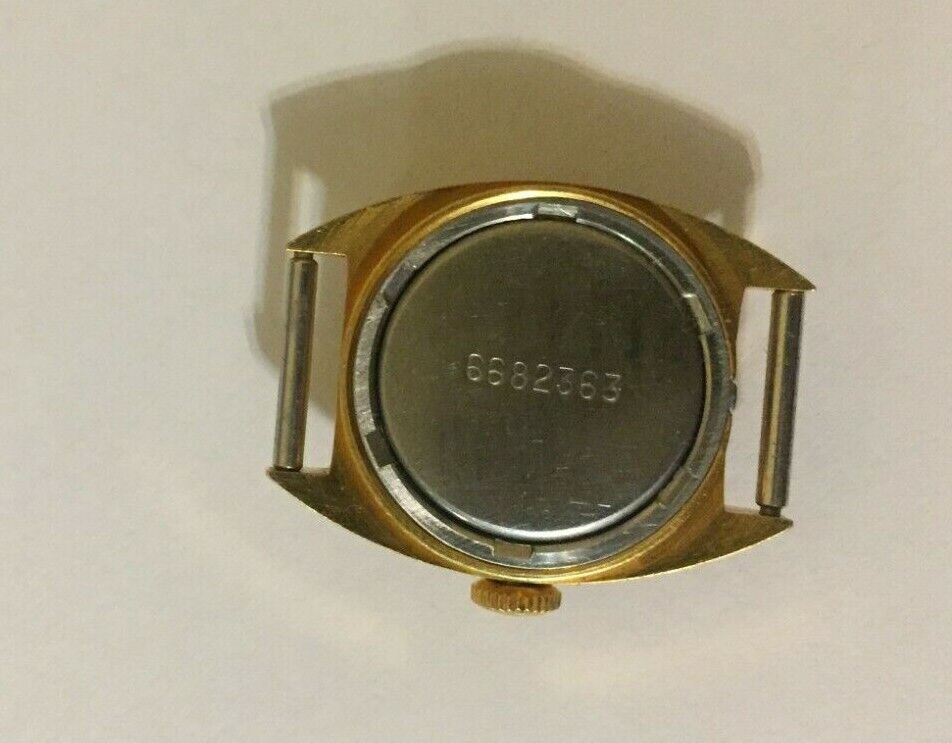 WATCH ZARYA AU10 17 JEWELS USSR SOVIET WOMEN SERVICED