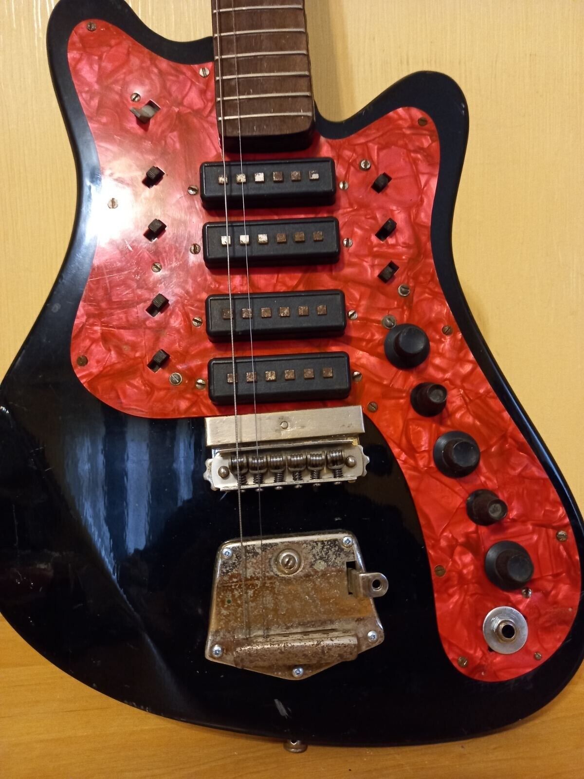 STELLA USSR SOVIET ELECTRIC GUITAR RETRO RUSSIAN VINTAGE AND EXTRA RARE