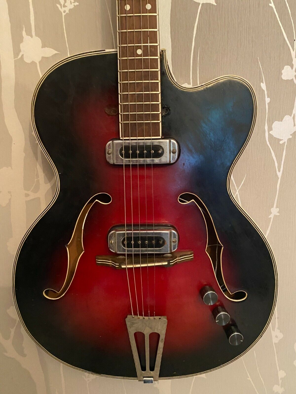 MUSIMA 1655 ELECTRIC GUITAR GDR VINTAGE AND RARE MUZIMA GERMANY