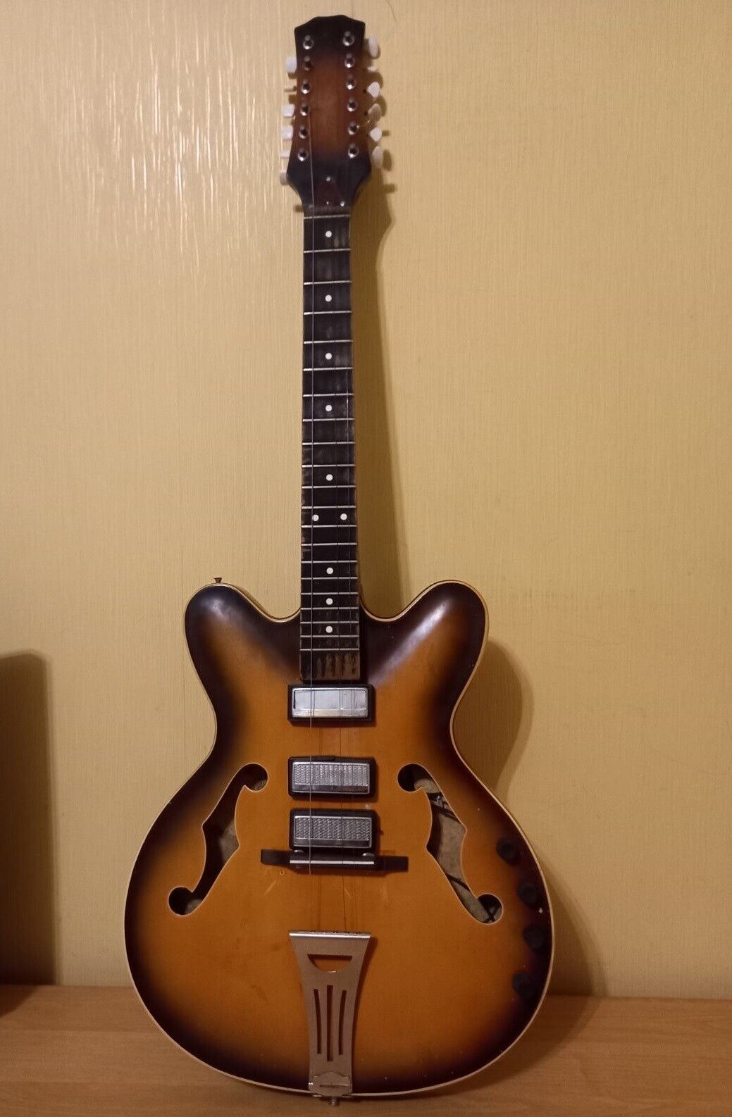 Mariya Electric Guitar 12 strings USSR Soviet Russian Vintage Rare