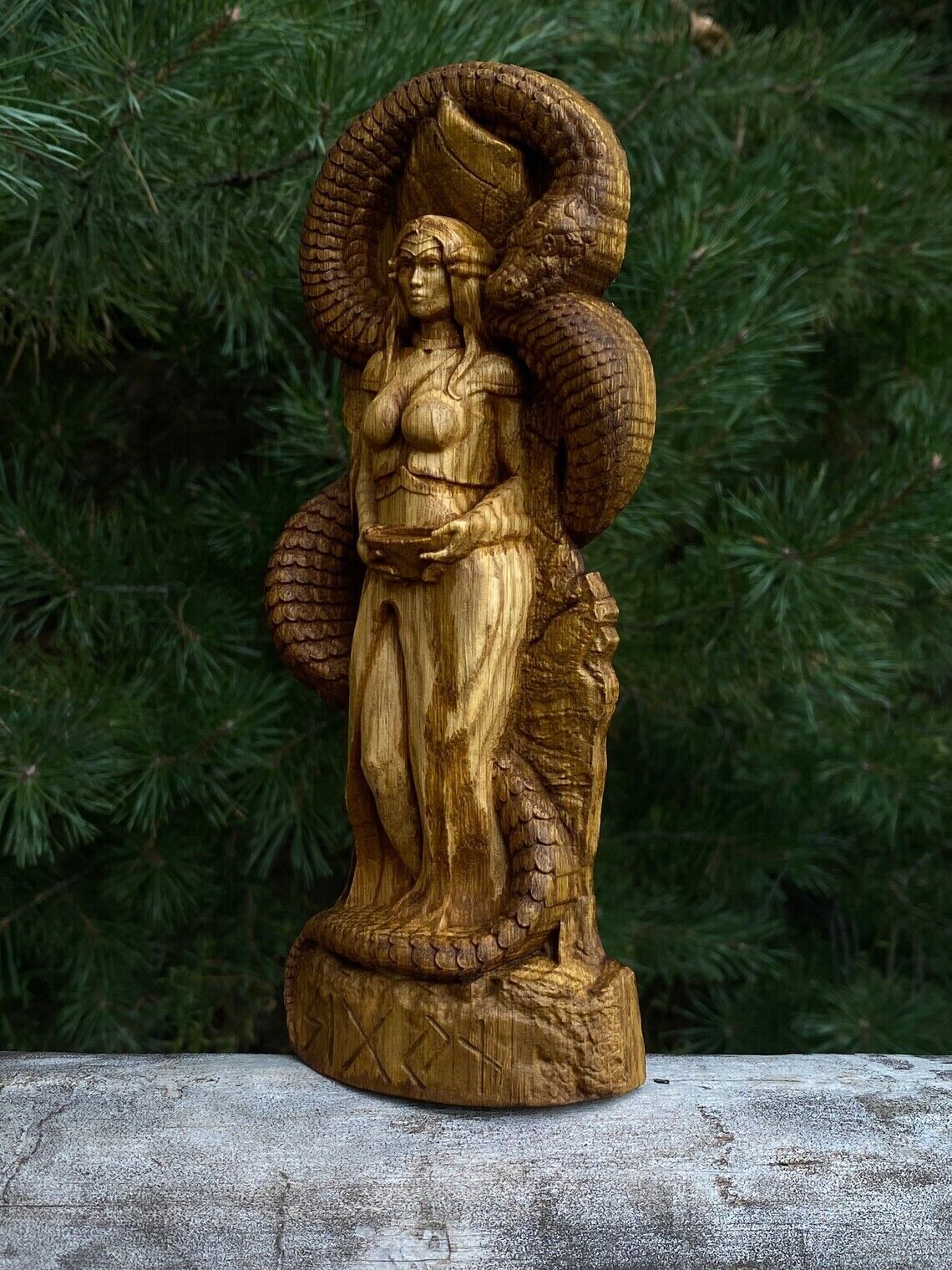 Sigun statue, viking Goddess, Wood statue, Pagan paganism God Altar sculpture