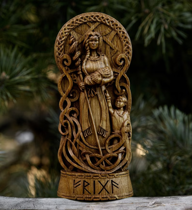 Frigga God Viking Wood Carved Frigg statue Friga Altar sculpture Norse Gift New