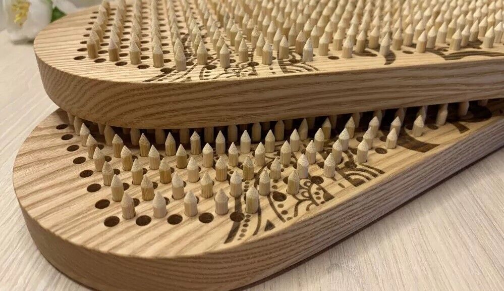 Premium Sadhu board Yoga Meditation Spiritual life - BAMBOO NAILS - Natural Wood