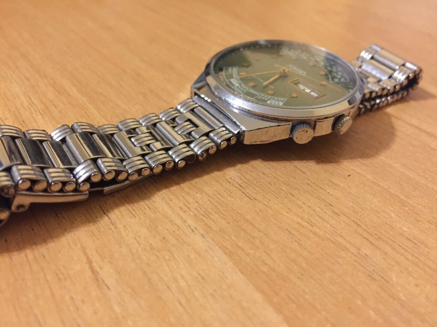 WATCH RAKETA COLLEGE PERPETUAL CALENDAR MADE IN USSR SERVICED