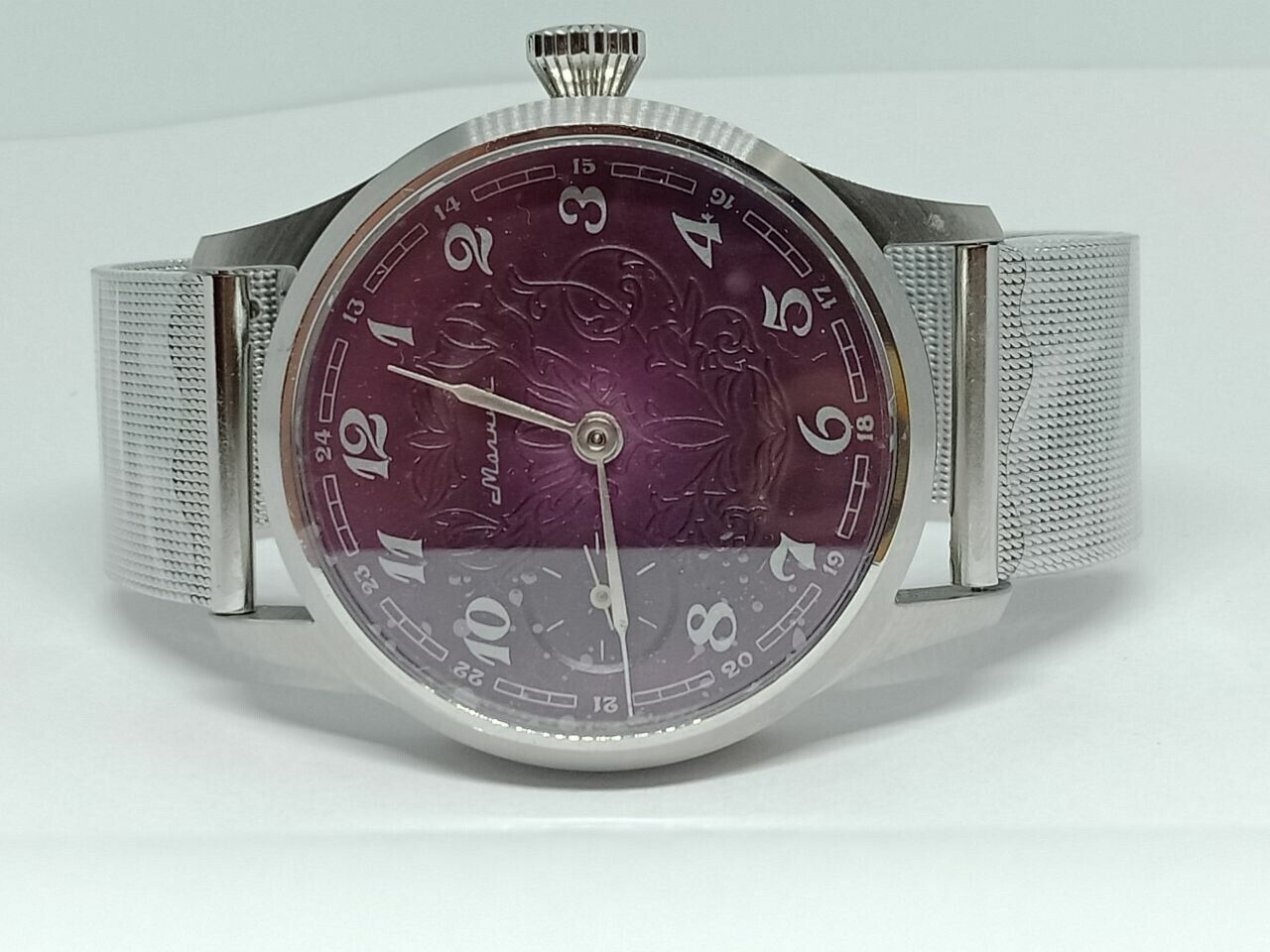Vintage Watch USSR MOLNIJA Marriage 3602 Mechanical Wristwatch 18Jewels Red Dial