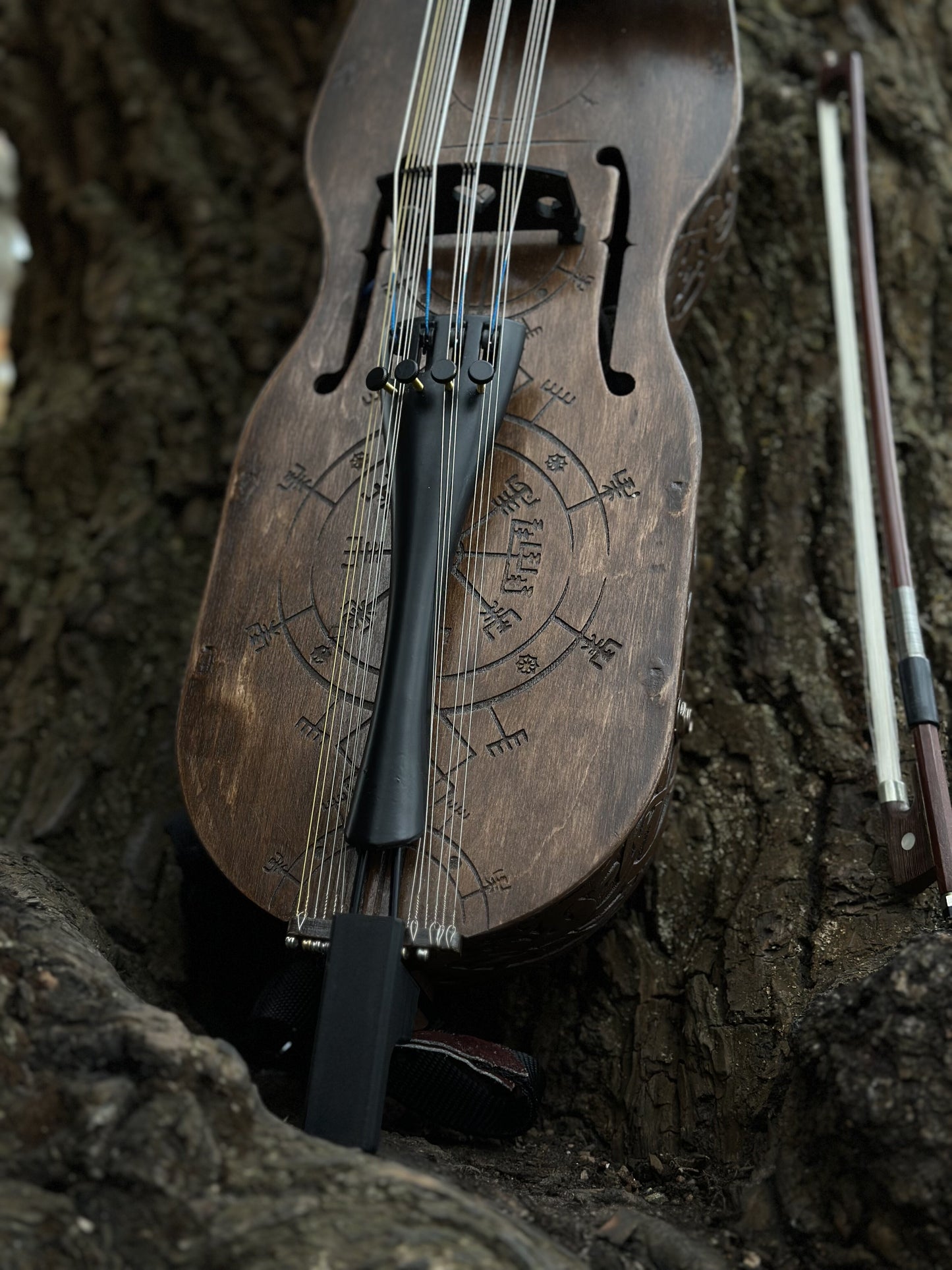 Nyckelharpa, Sweden Violin bowed, Keyed Fiddle, Moraharpa, Viola, Esseharpe, Handmade Electric-Acoustic Nyckelharpa