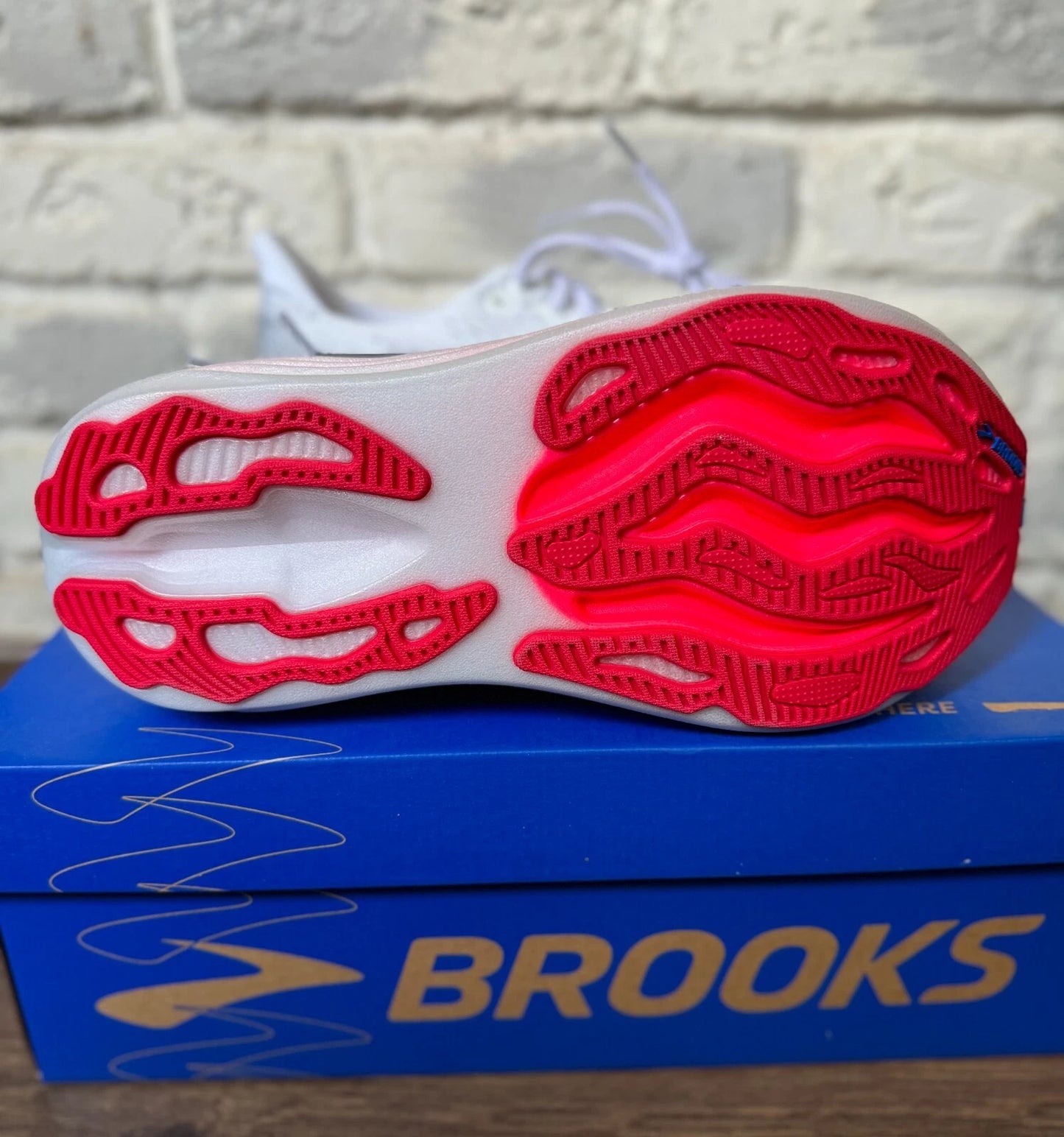 New Brooks Glycerin Max Women's Color White/Black/Diva Pink (US Stock)