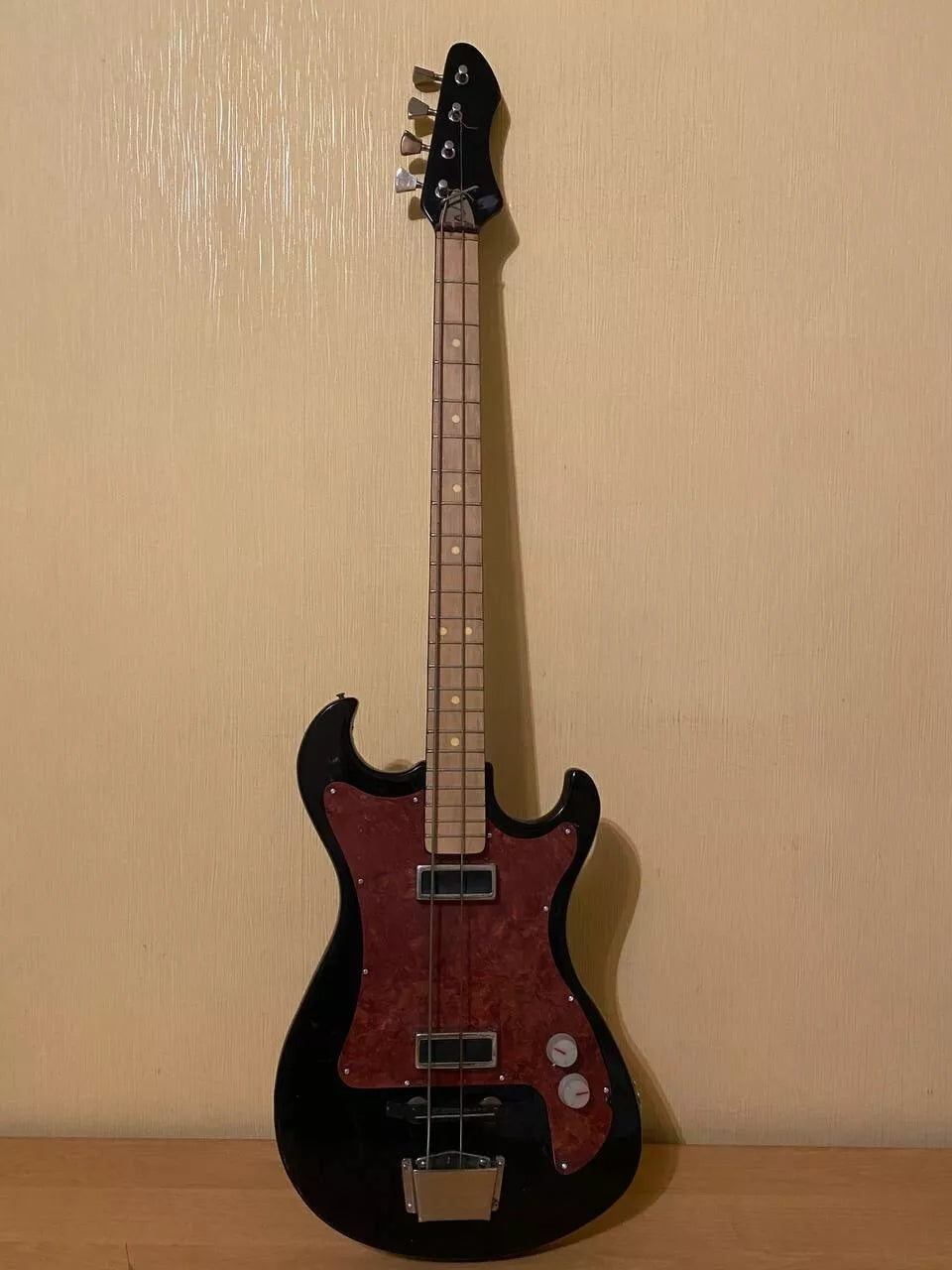 Borisov USSR Soviet Bass Guitar 4 String Solid Body Vintage Rare