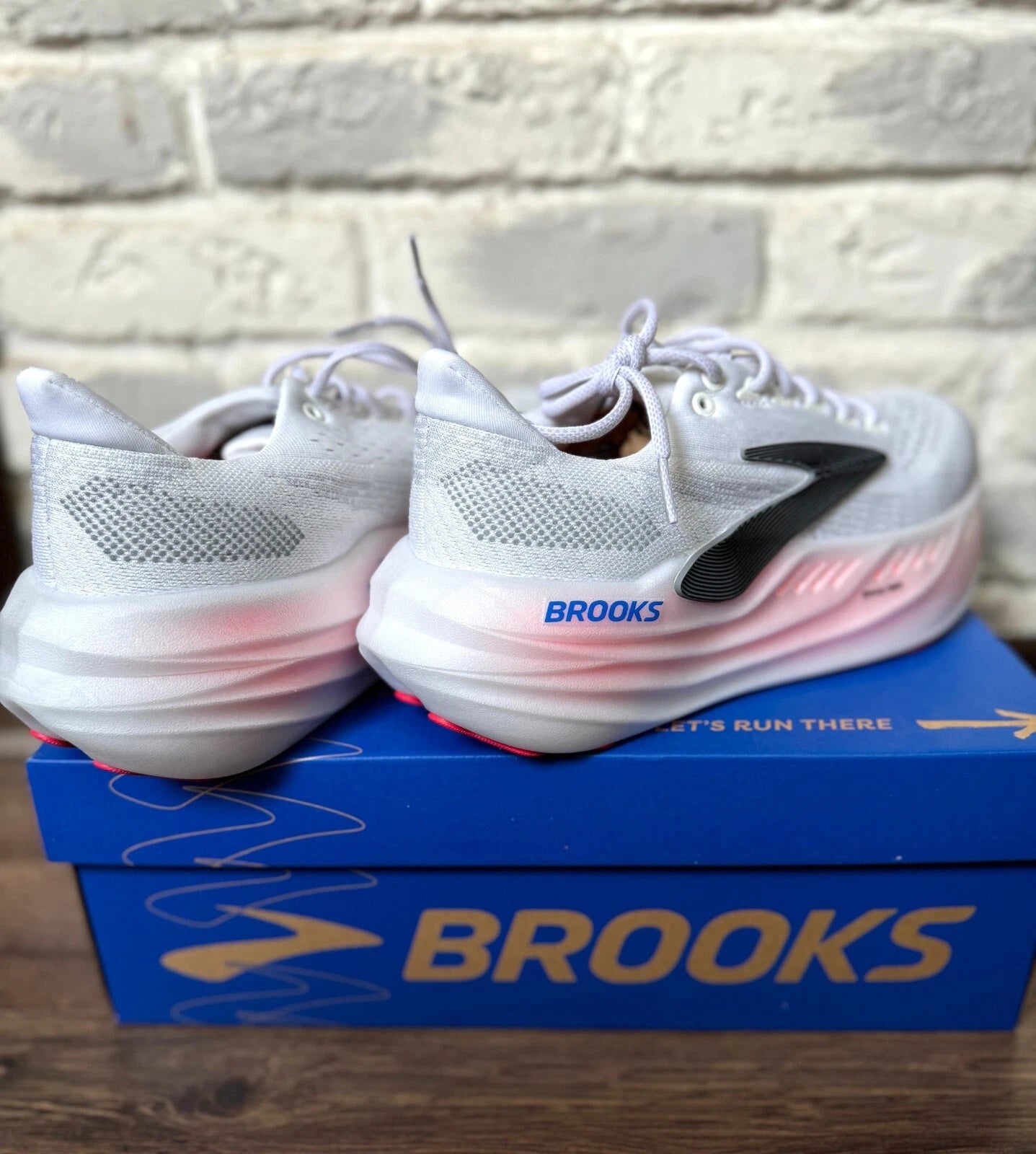 New Brooks Glycerin Max Women's Color White/Black/Diva Pink (US Stock)