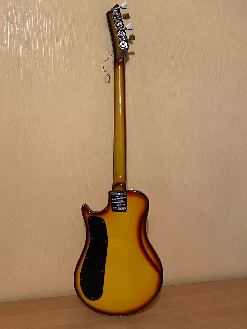 URAL USSR SOVIET BASS GUITAR RUSSIAN OLD 4 STRING VINTAGE AND RARE