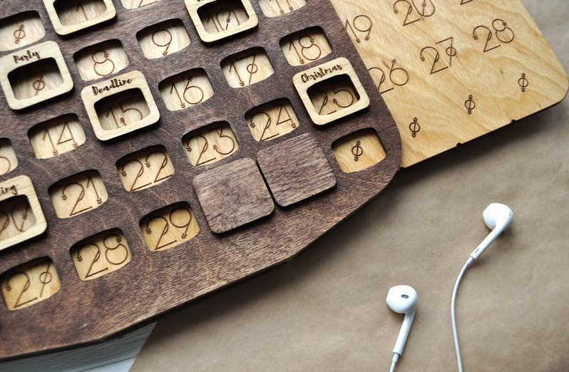 NEW 2022 - Wooden Perpetual Calendar with Magnets Exclusive handmade Big 50x25cm