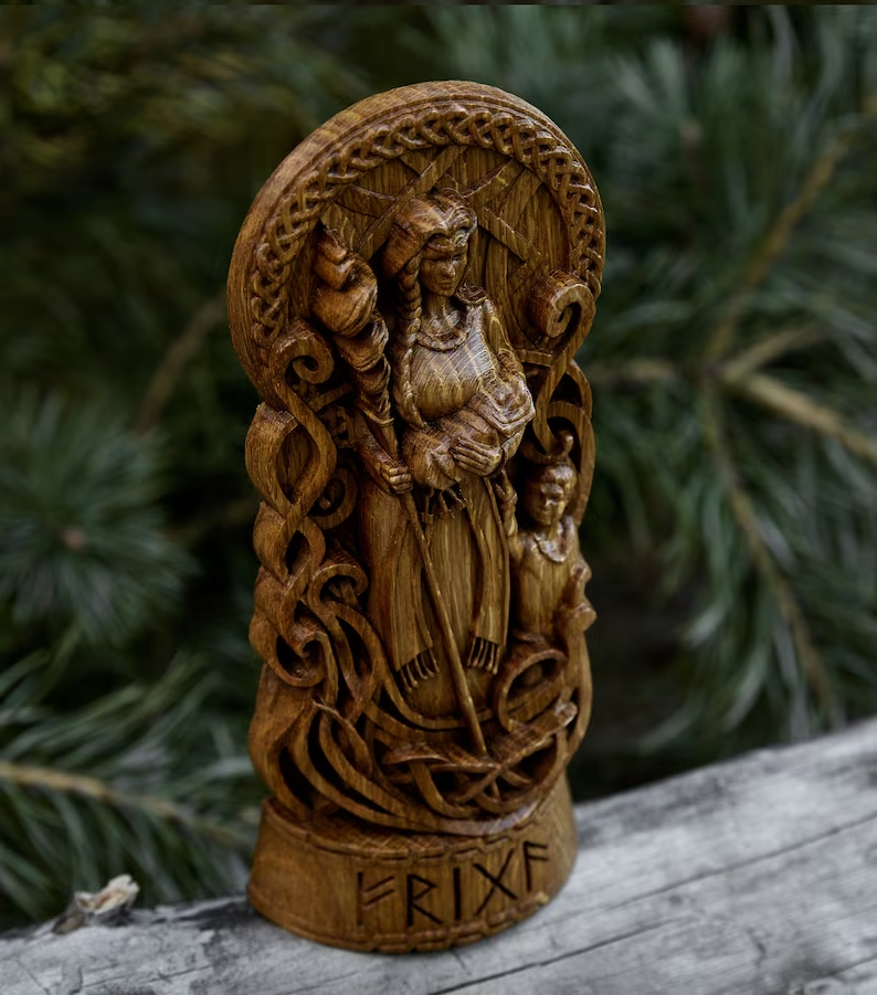 Frigga God Viking Wood Carved Frigg statue Friga  Altar sculpture Norse Gift New